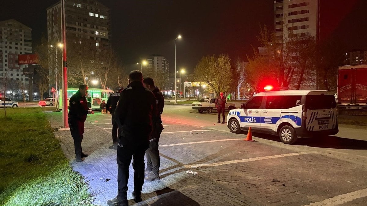 Kayseri'de ‘laf atma’ meselesinde kan aktı: 4 yaralı