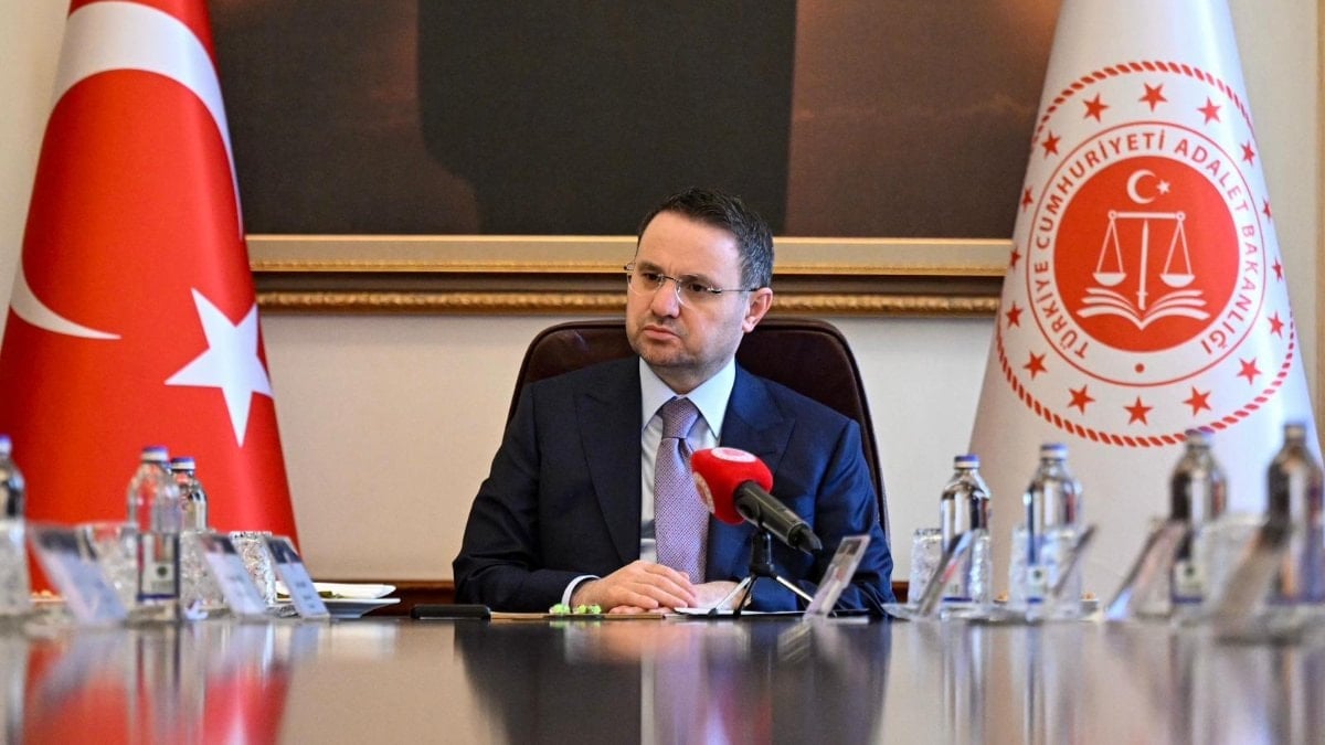 Bakan Gürlek: Avukatlarımızın yaşadığı sorunları çok iyi biliyoruz