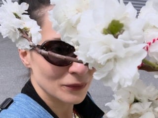 Oyuncu Meriç Aral'dan bebekli yeni pozlar! Fotoğraflara beğeni yağdı