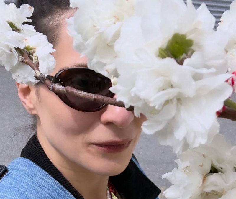 Oyuncu Meriç Aral'dan bebekli yeni pozlar! Fotoğraflara beğeni yağdı