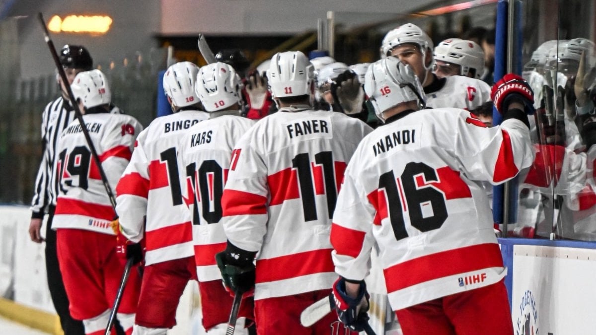 Türkiye, buz hokeyinde Türkmenistan'a şans tanımadı
