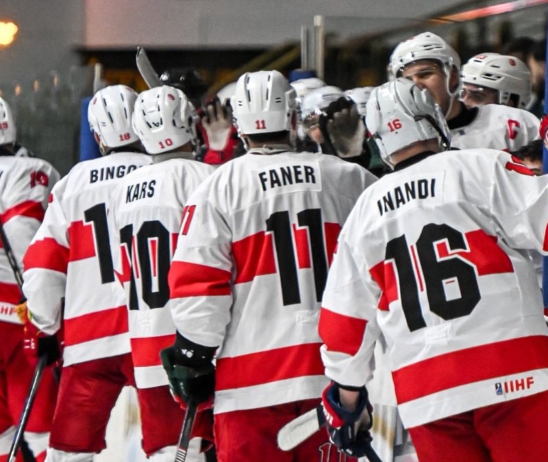 Türkiye, buz hokeyinde Türkmenistan'a şans tanımadı