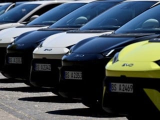 Yükselen benzin fiyatları Avrupa'da elektrikli otomobil satışlarını uçurdu