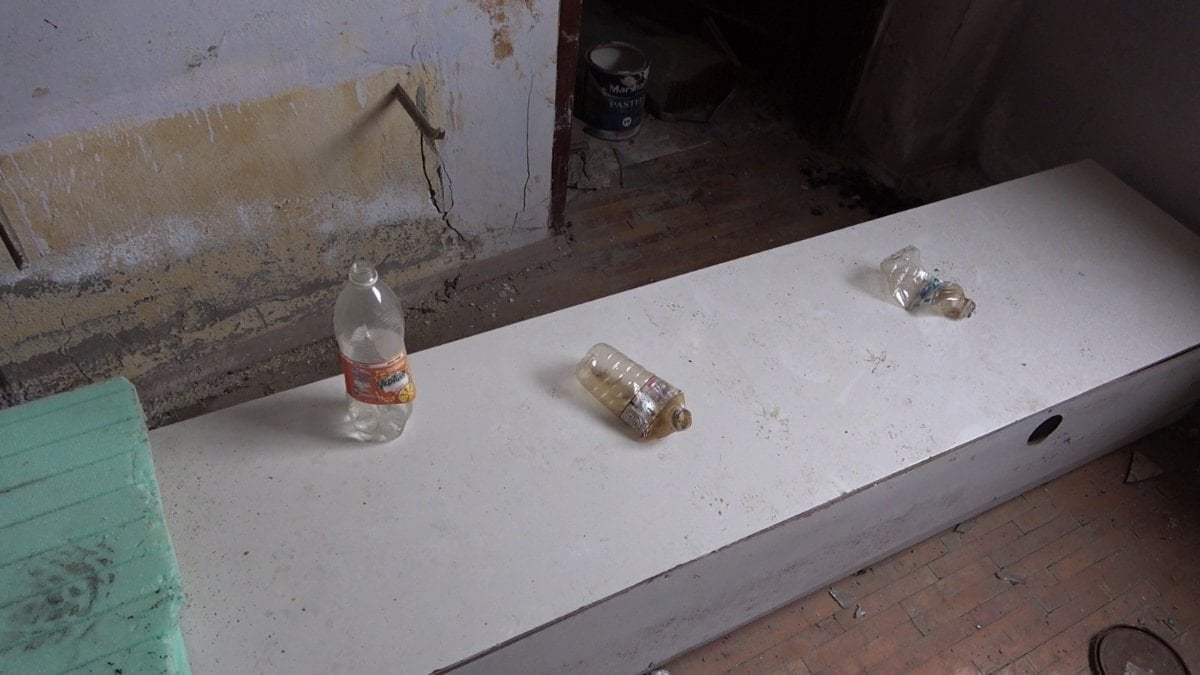 İstanbul'da metruk binada uyuşturucu kullanıyorlar