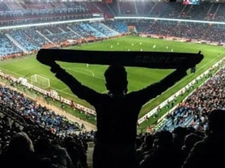 Süper Lig devinden taraftarlara jest: Biletleri 5 ve 10 TL'ye indirdi