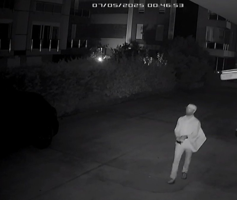 Antalya'da eşini sokak ortasında sopayla darbetti: 19 yıl hapis cezası aldı