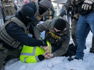 ABD’de ICE, bir yılda 442 binden fazla kişiyi sınır dışı etti