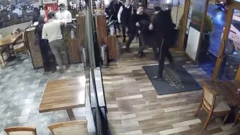 Beylikdüzü’nde CHP'li meclis üyesinin darbedildiği restorana silahlı saldırı