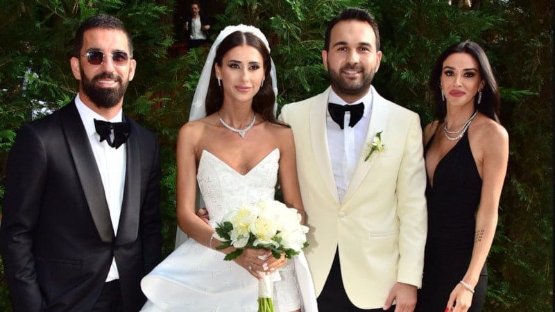 Arda Turan, kardeşi Okan Turan'ı sosyal medyadan sildi