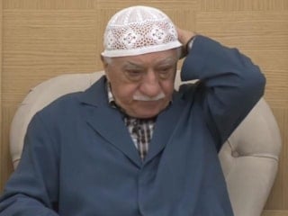 Yurt dışındaki FETÖ'cüler takipte: İsim isim iadesi istenenler