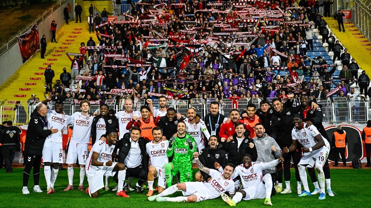 Samsunspor, Beşiktaş maçını yenerek 5'incilik iddiasını sürdürme peşinde