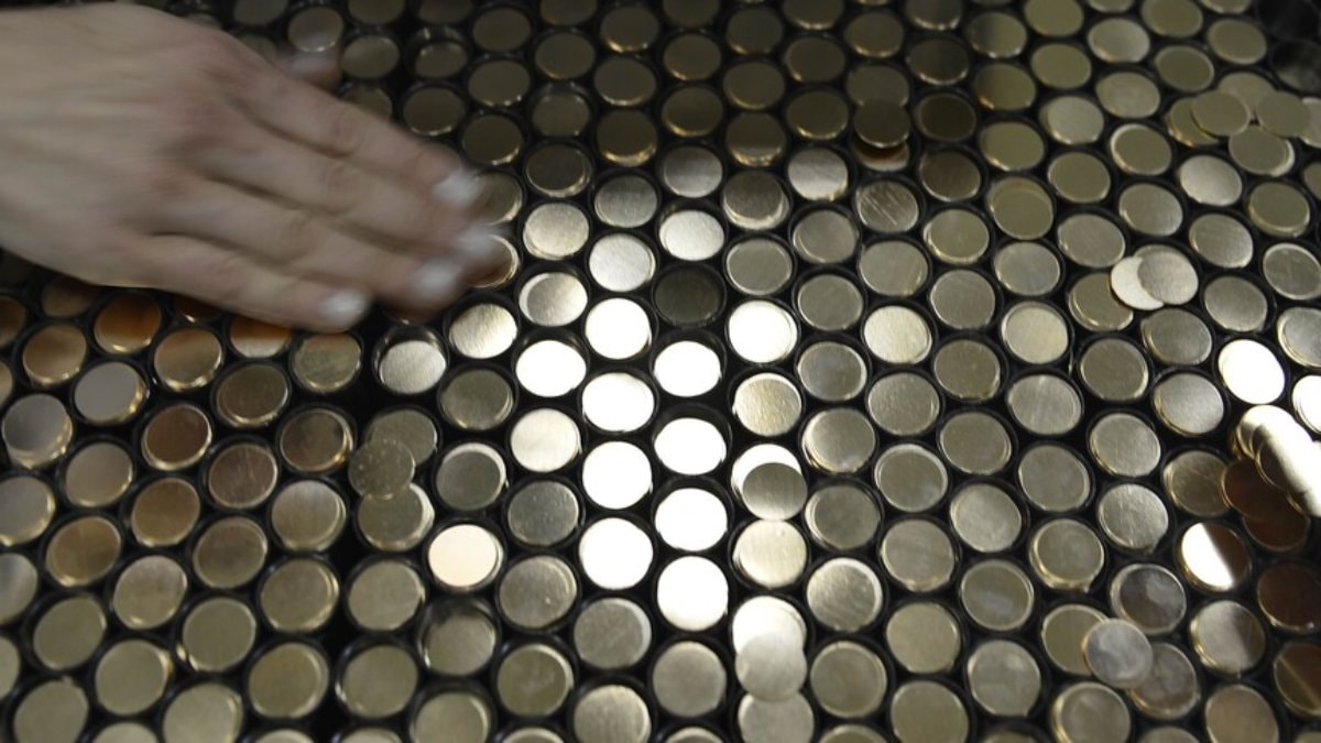 Darphane, altın ihtiyacını karşılamak üzere ilk çeyrekte 5 milyon adetten fazla altın üretildi