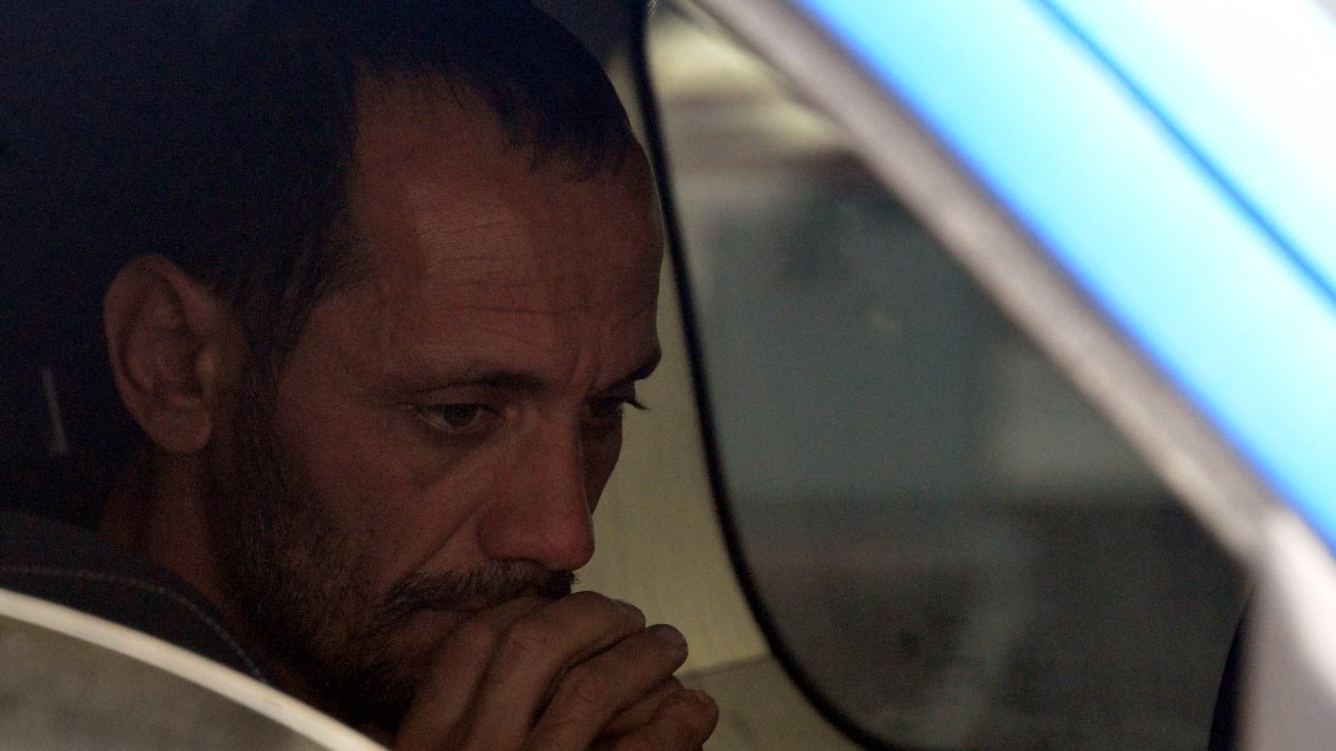 Kahramanmaraş'ta eşini başından vurdu