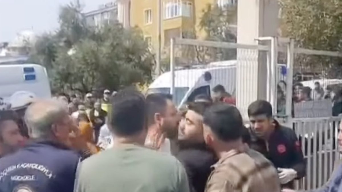 Kahramanmaraş'ta bir okuldan silah sesleri yükseldi