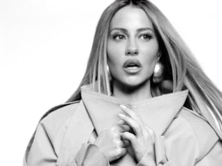 Şarkıcı Derya Uluğ annesinin doğum gününü kutladı: En kıymetlim