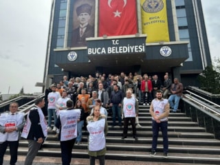 Buca Belediyesi'nde memurlar iş bıraktı