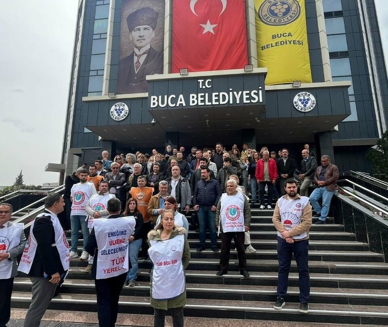 Buca Belediyesi'nde memurlar iş bıraktı