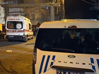 Diyarbakır'da eşini ve kızını yaralayıp kendini ihbar etti