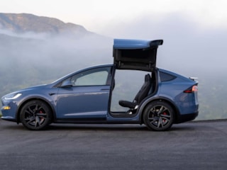 Tesla'dan Model S ve Model X'e veda: Sınırlı üretim modeller tanıtıldı