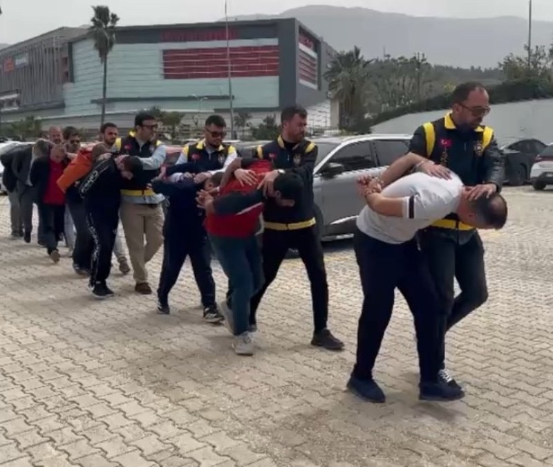 Hatay'da aranan şahıslara operasyon