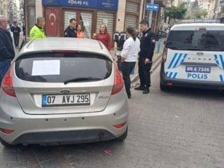 Aydın'da el freni kazası: Geri kayan araç sürücüyü yaraladı