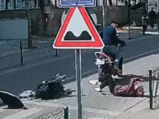 Zonguldak'ta yaya geçidinde anne ve bebeğine motosiklet çarptı