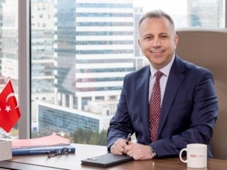 OYAK Çimento, Türkiye’nin en büyük öz tüketim amaçlı güneş enerjisi santralini devreye aldı