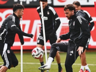 Beşiktaş kondisyon ve taktik çalıştı