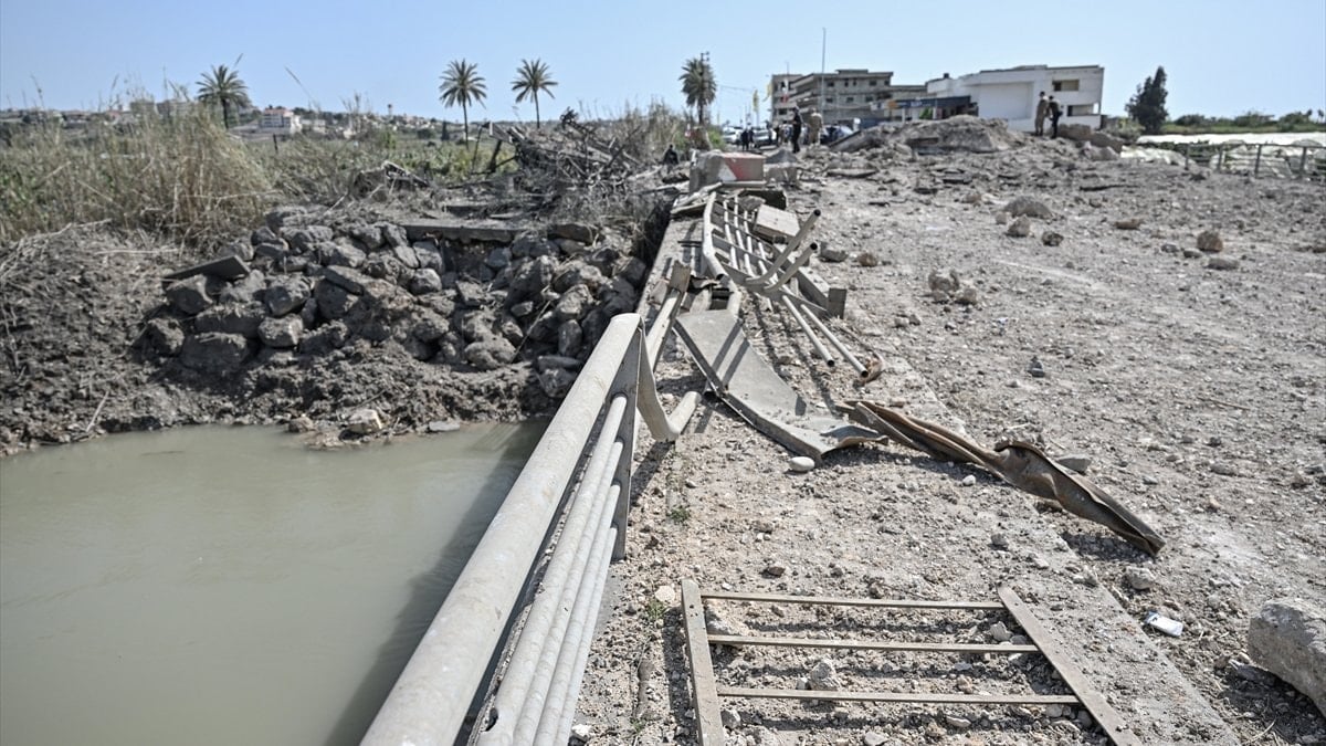 İsrail, Lübnan'da bulunan Kasımiye Köprüsü'nü ikinci kez hedef aldı
