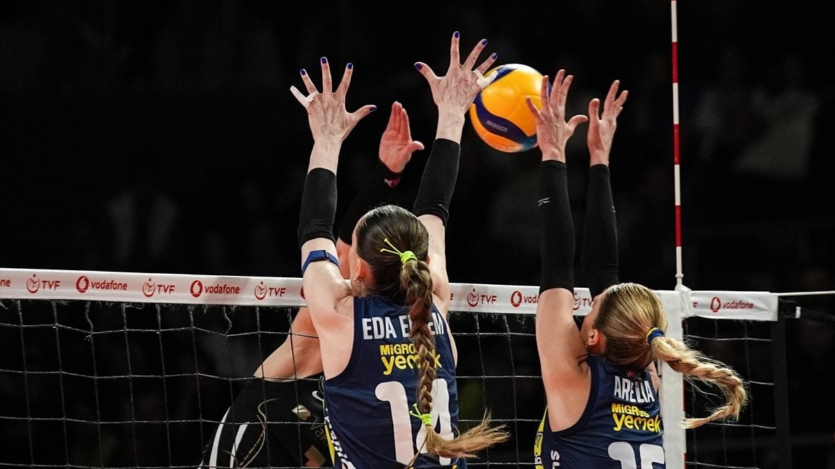 Fenerbahçe Medicana, VakıfBank'ı yenerek seriyi 2-2'ye getirdi