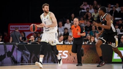 Fenerbahçe normal sezonun son maçında Asvel'i devirdi