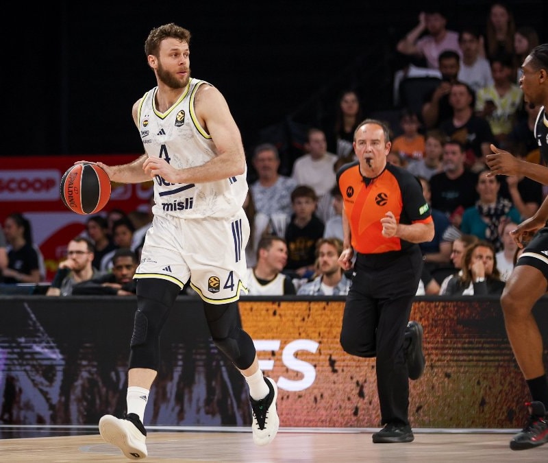 Fenerbahçe normal sezonun son maçında Asvel'i devirdi