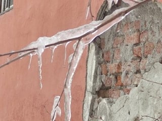 Ardahan’da dondurucu soğuklar: Ağaçlar buzla kaplandı