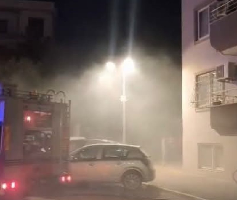 Hatay'da binanın bodrum katında korkutan yangın