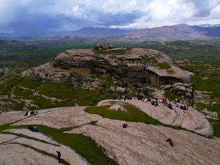 5 bin yıllık Kefrum Kalesi doğaseverlerin gözdesi oldu
