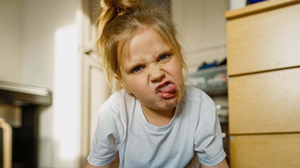 Küçük çocukların kontrolsüz tepkileri: Aileler nasıl yaklaşmalı
