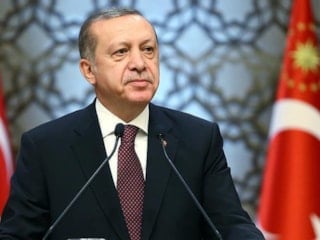 Cumhurbaşkanı Erdoğan, Turgut Özal'ı vefatının 33'üncü yıl dönümünde andı