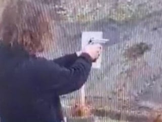 Okula saldıran çocuğun poligon görüntüleri sonrası bir polis görevden uzaklaştırıldı