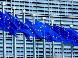 Avrupa’da kamu çalışanlarına WhatsApp ve Signal sınırlaması