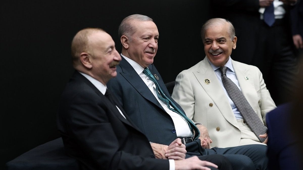 Cumhurbaşkanı Erdoğan'dan Antalya'da diplomasi trafiği