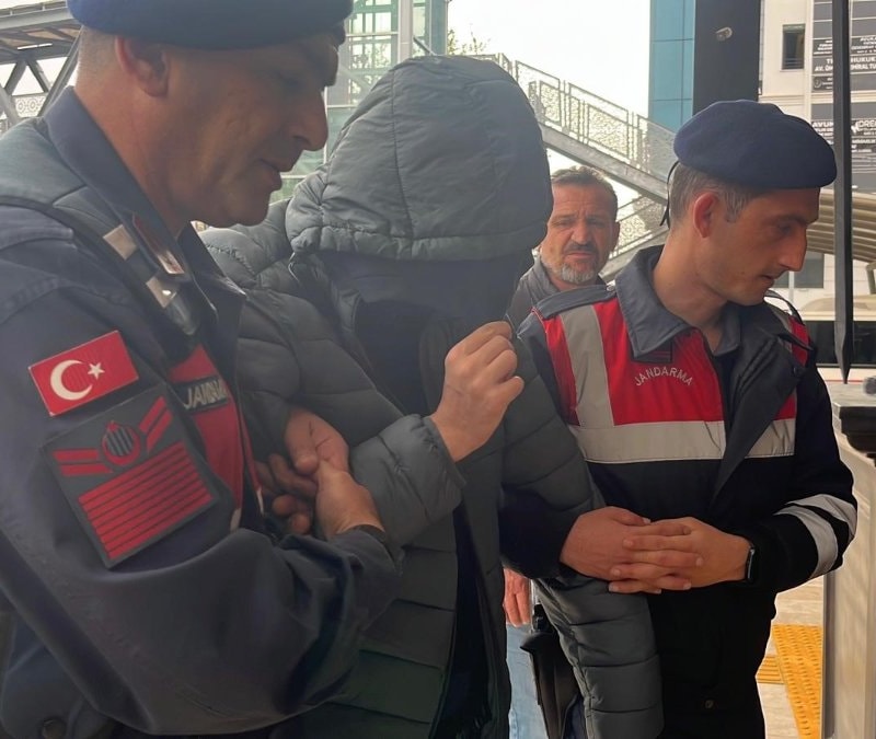 Antalya'da provokatif paylaşım sonrası lise öğrencisi tutuklandı