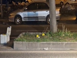 Diyarbakır'da eşini katletti, kızını yaraladı