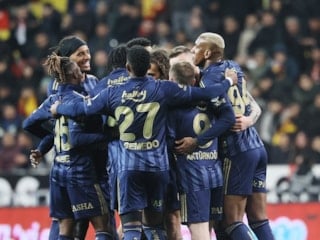 Fenerbahçe - Çaykur Rizespor: İlk 11'ler belli oldu!