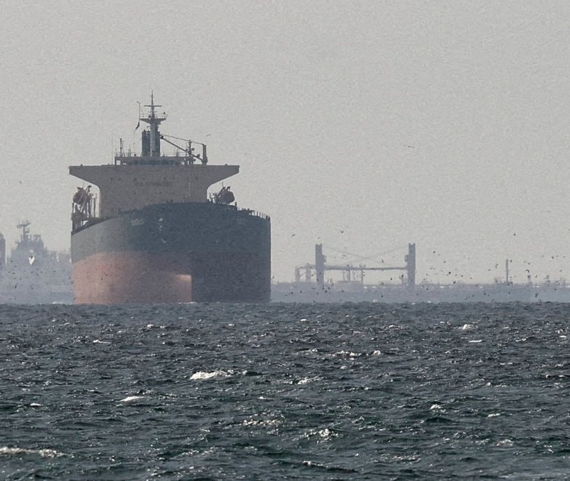 Hürmüz Boğazı, askeri gemiler için hala kapalı