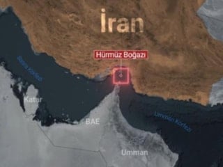 Hürmüz Boğazı'nın açılmasının ardından oluşan gemi trafiği görüntülendi