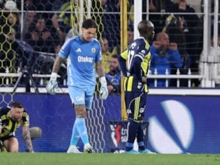 Fenerbahçe taraftarından Ederson'a tepki