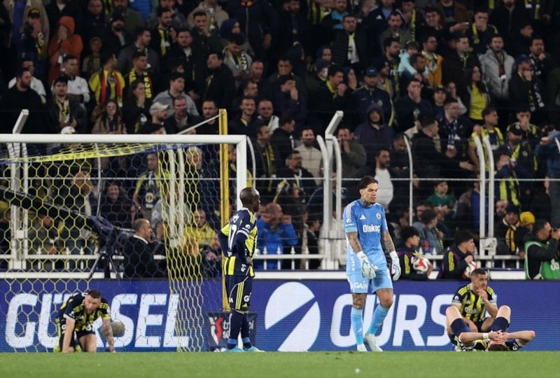 69e28e990cd2d926__w1200xh810 Fenerbahçe taraftarından Ederson'a tepki