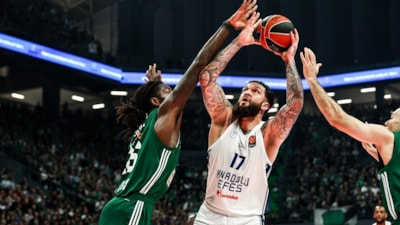 Anadolu Efes, Panathinaikos'a deplasmanda yenildi