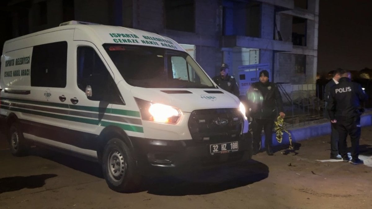Isparta'da kayıp olarak aranıyordu: Genç kız boş binada ölü bulundu