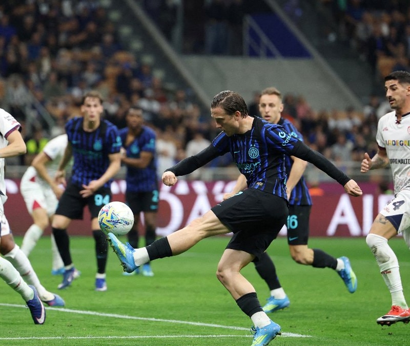 Lider Inter, sahasında Cagliari'yi yendi
